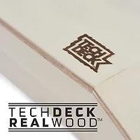 Tech Deck Performance Series, Shred Pyramid avec rail métallique et fingerboard Blind exclusif