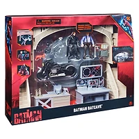 DC Comics, Batman Batcave with Exclusive Batman and Penguin Action Figures and Batcycle