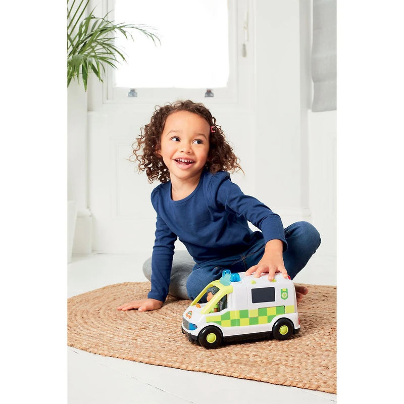 Early Learning Centre Happyland Lights and Sounds Ambulance - English Edition - R Exclusive
