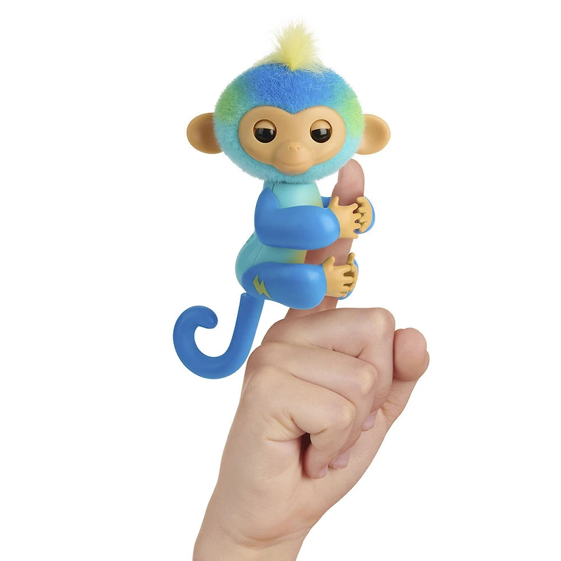 Fingerlings Interactive Baby Monkey, plus de 70 sons et réactions, le coeur s'allume, réagit au toucher