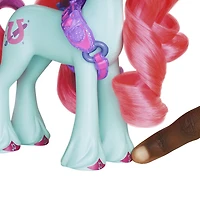 My Little Pony : Marquons les esprits, Fête et beauté, inclut poney et 17 accessoires de beauté - Notre exclusivité