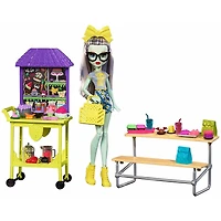 Monster High - Esprit d'école - Coffret poupée et accessoires - Frankie Stein - Notre Exclusivité