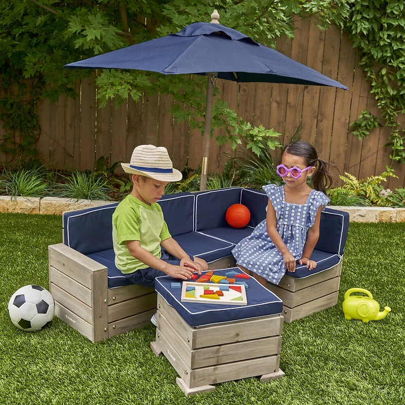 KidKraft - Ensemble modulaire extérieur en bois avec pouf, parasol et coussins, mobilier de patio pour enfants, gris bois de grange et marine