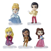 Poupées Disney Princess Comics, Figurines pailletées avec Cendrillon, Prince Charmant, Belle, Aurore et Pocahontas - Notre exclusivité