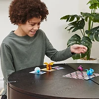 Bakugan Evolutions, Sharktar (Vert), Bakugan True Metal Platinum Series, 2 BakuCores et carte Personnage