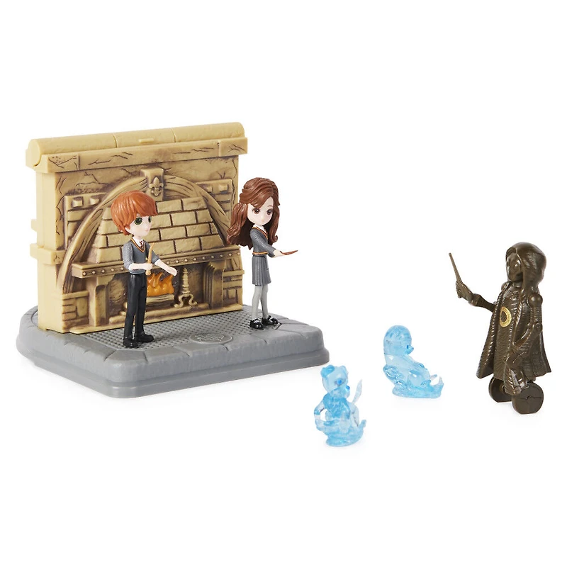 Wizarding World Harry Potter, Coffret Room of Requirement transformable 2 en 1 avec 2 figurines exclusives et 3 accessoires