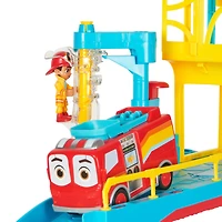 Disney Junior Firebuds, Coffret QG avec effets sonores et lumineux, camion de pompier, figurine articulée et lance-véhicule