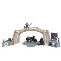 DC Comics, Batman Batcave with Exclusive Batman and Penguin Action Figures and Batcycle