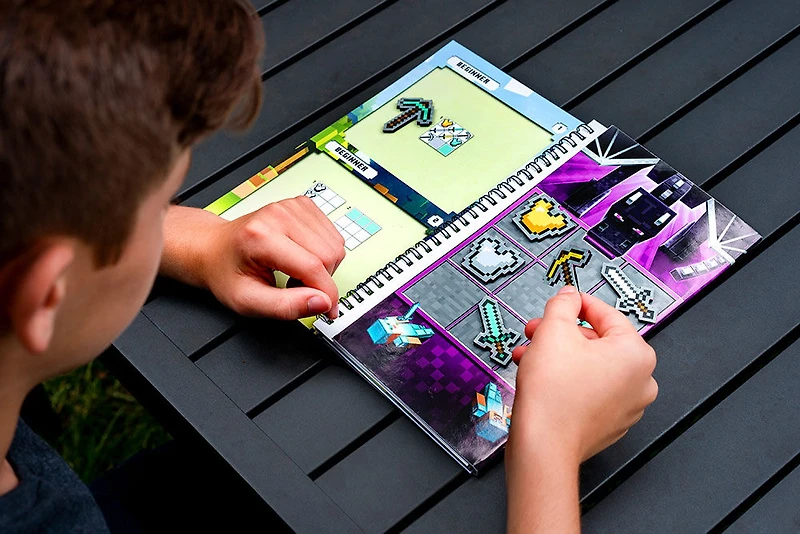 Ravensburger Minecraft Magnetic Travel Puzzle - version anglaise