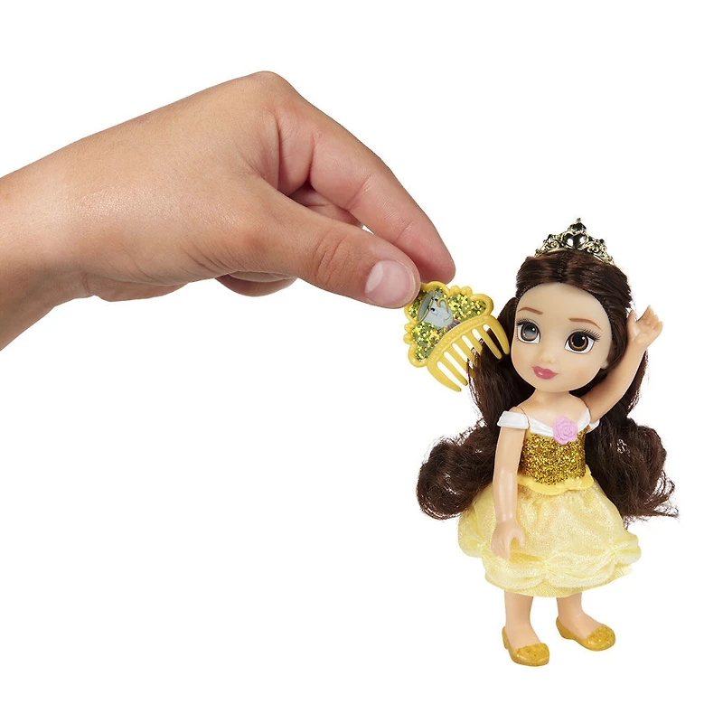 Disney Princess - Petite poupée Belle de 6 pouces avec corsage moulé pailleté 