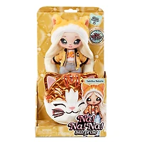 Na Na Na Surprise série Glam 2, Tabitha Nekota : poupée-mannequin de 19 cm (7,5 po) patriote inspirée d'un chat tigré