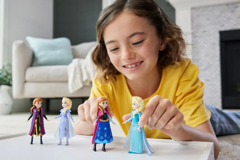 Disney La Reine des Neiges Petite poupée Elsa, collection