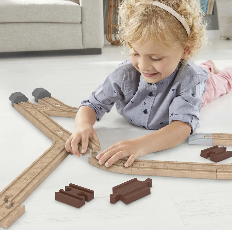 Thomas and Friends Wooden Railway Expansion Clackety Track Pack