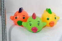 Vital Baby Play 'n' Splash Fish Family - 3pc