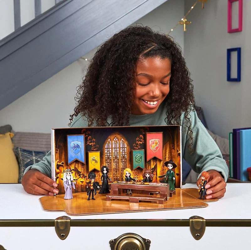 Wizarding World Harry Potter, Magical Minis Collector Set with 7 Collectible 3-inch Toy Figures - R Exclusive