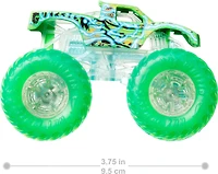 Hot Wheels Monster Trucks Power Smashers 1:64 Scale Die-Cast Toy Truck (Styles May Vary)