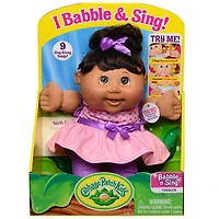 Poupée Bout d'chou bambin de luxe - babille et chante, mode rose, Afro-Américaine