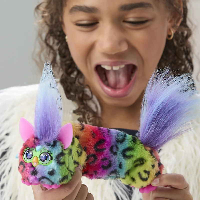 Furby DJ Furblets Rain-Bow-Kat, jouet en peluche
