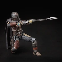 Star Wars The Black Series, The Mandalorian figurine articulée de 15 cm.