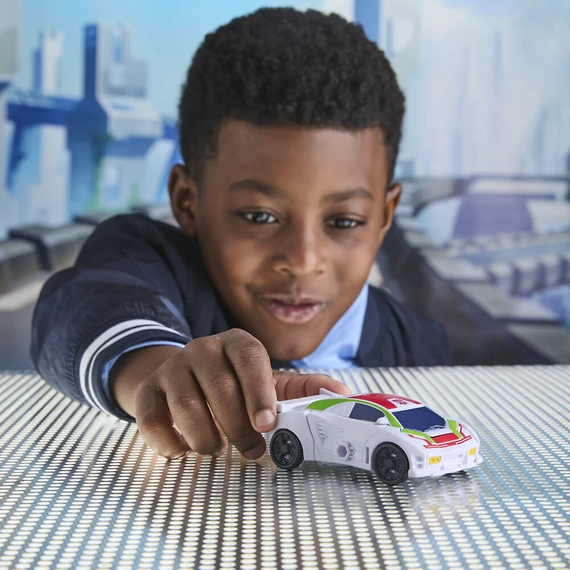 Transformers CYBERWORLD Cyber Changers Wheeljack Action Figure