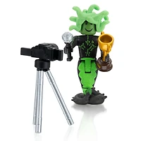 RoBLox - Social Medusa Influencer with Selfie Stick