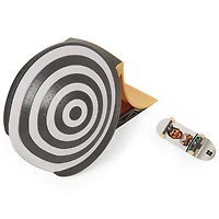 Tech Deck, Build-A-Park World Tour, Square Robert-Bajac (France), Coffret rampe avec fingerboard Signature