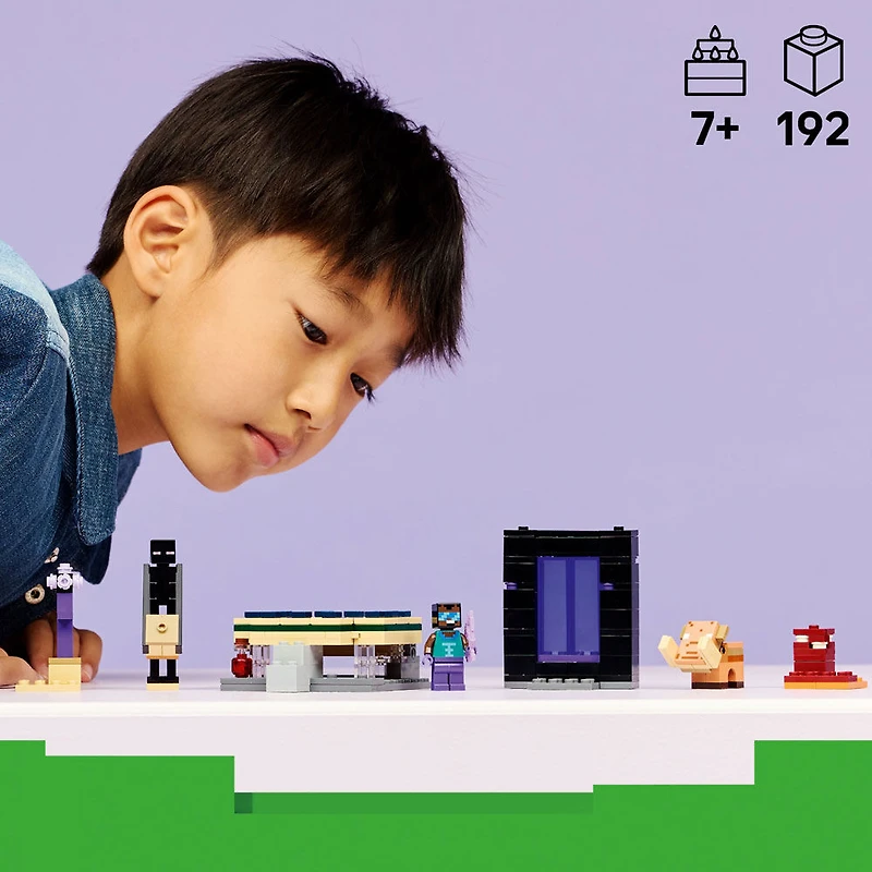 LEGO Minecraft Le Portail vers le Nether et l'End - Ensemble de Produit de Jeu - Cadeau de Jeu de Construction 21584