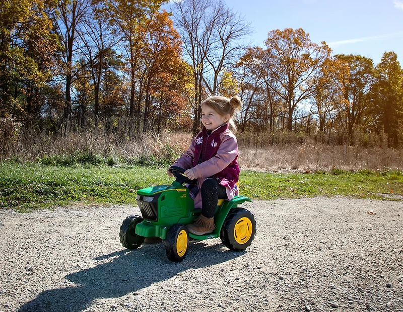 John Deere Mini Tractor 6V Ride-On