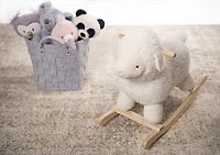 Baby GUND, Agneau à bascule en peluche pour bébé avec socle en bois, crème, 54,6 cm