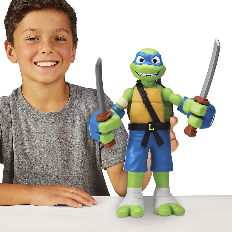 Tales of Teenage Mutant Ninja Turtles: Figurine géante Roll N Punch Leonardo - Exclusivité R