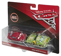 Disney/Pixar Les Bagnoles 3 - Véhicule en métal moulé sous pression - Coffret de 2 - Chick Hicks avec casque et Natalie Certain.