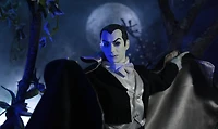 Dracula - Universal 14" - English Edition