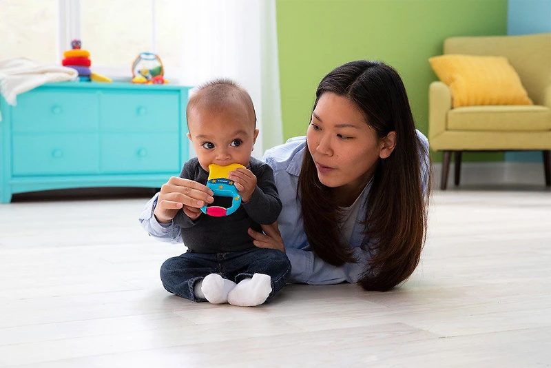 Jouet de dentition-masser en forme d'étoile de Lamaze