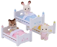 Calico Critters Lits superposés triples pour bébé, ensemble de meubles de maison de poupée