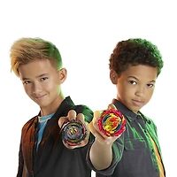 Beyblade Burst QuadDrive Set de combat Cosmic Vector, avec arène Beystadium