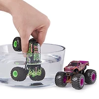 Monster Jam, Coffret de 2 monster trucks officiels en métal moulé Grave Digger vs Calavera qui changent de couleur, échelle 1:64