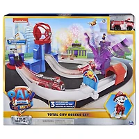 PAW Patrol, Total City Rescue Set True Metal du film avec véhicule exclusif de Marcus, échelle 1:55
