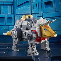 Transformers Studio Series 86-07, figurines articulées dont Dinobot Slug 1986 de Transformers : le film, classe Leader