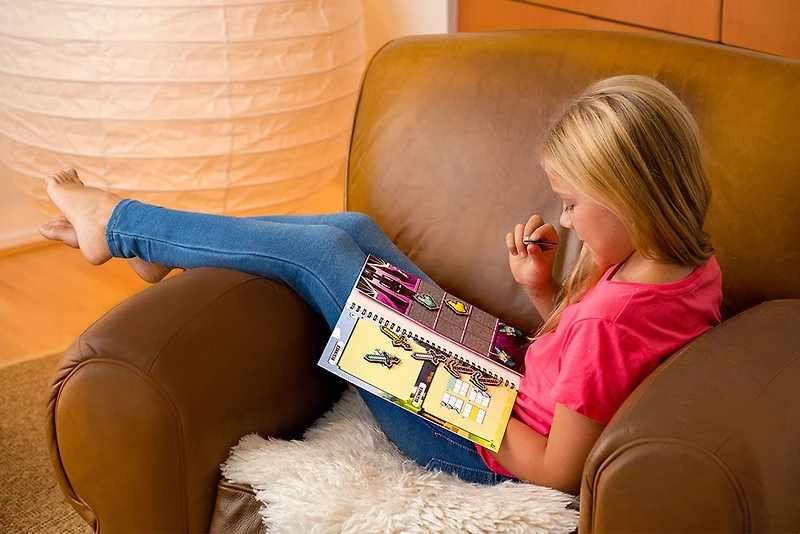 Ravensburger Minecraft Magnetic Travel Puzzle - version anglaise