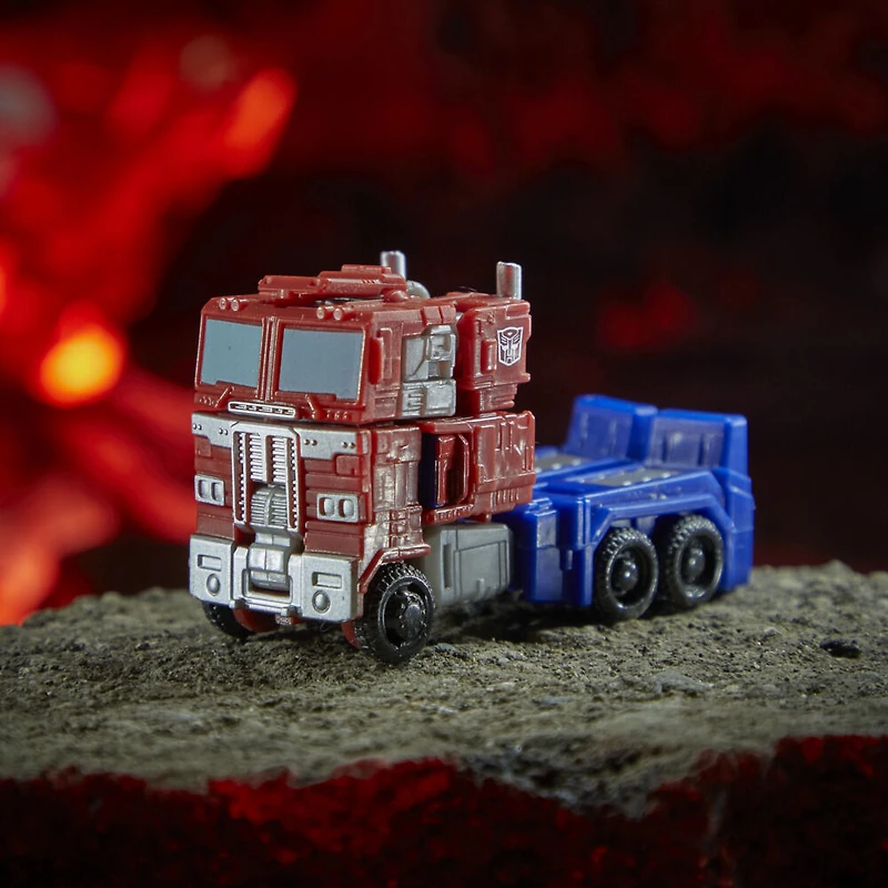Transformers Generations War for Cybertron : Kingdom, figurine WFC-K1 Optimus Prime classe Origine