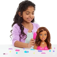 Tête de Coiffure Barbie Fashionistas De 20 cm (8 pouces), Cheveux Bruns, 20 Eléments Avec Accessoires De Coiffure, Coiffure Pour Enfants - Notre exclusivité