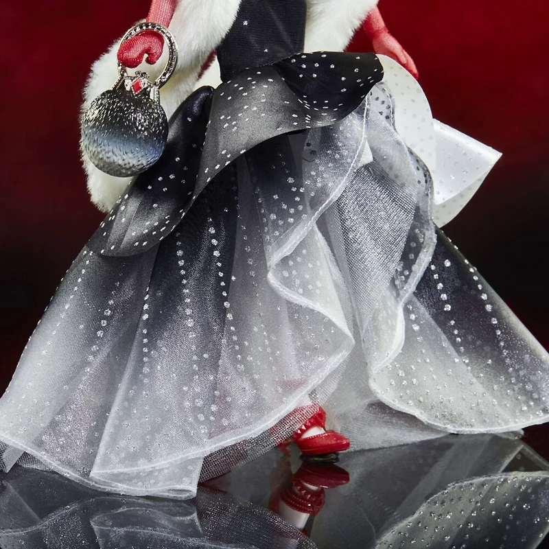Disney Vilains, Style Series, poupée Cruella d'Enfer au style contemporain avec accessoires