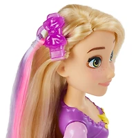 Disney Princess, Princesse et surprises, poupée mannequin Raiponce, 10 vêtements et accessoires