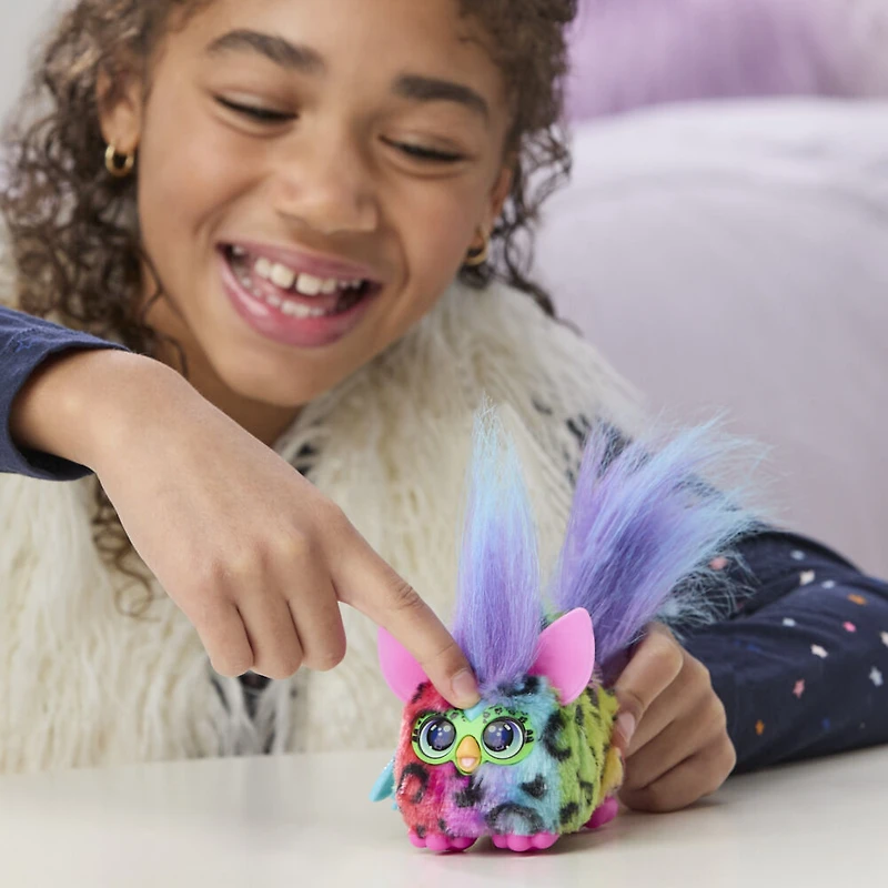 Furby DJ Furblets Rain-Bow-Kat, jouet en peluche