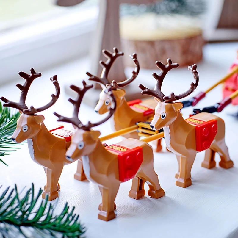 LEGO Santa's Sleigh Christmas Toy Building Set for Ages 9-13, with Reindeer & Santa Figurine, 40499