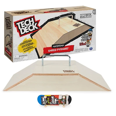 Tech Deck Performance Series, Shred Pyramid avec rail métallique et fingerboard Blind exclusif