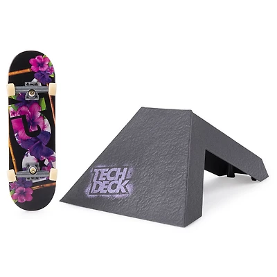 Tech Deck, Street Hits, DGK Skateboards Fingerboard with Sculpture Obstacle
