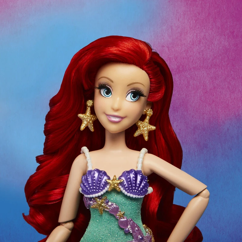 Disney Princesses Style Series poupée mannequin Ariel, poupée de collection Deluxe avec accessoires