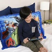 Oreiller géant en fourrure funky pour enfants Marvel Avengers, 20 po x 30 po