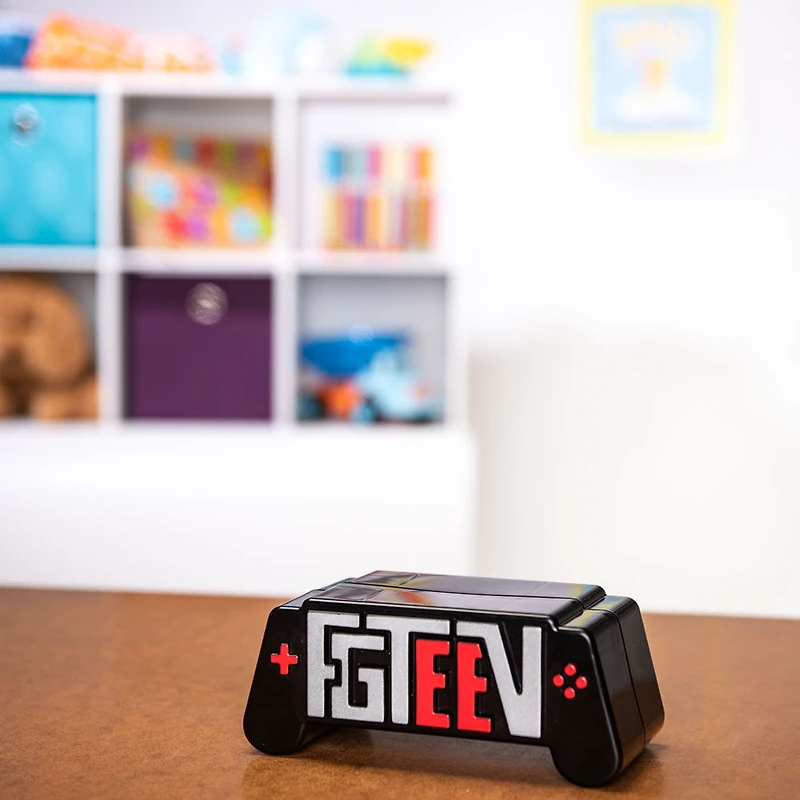 Télécommande mystère FGTeeV